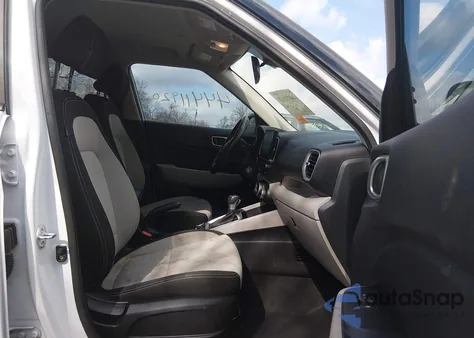 2021 Hyundai Venue Sel z USA, uszkodzony, nr VIN KMHRC8A3XMU077006